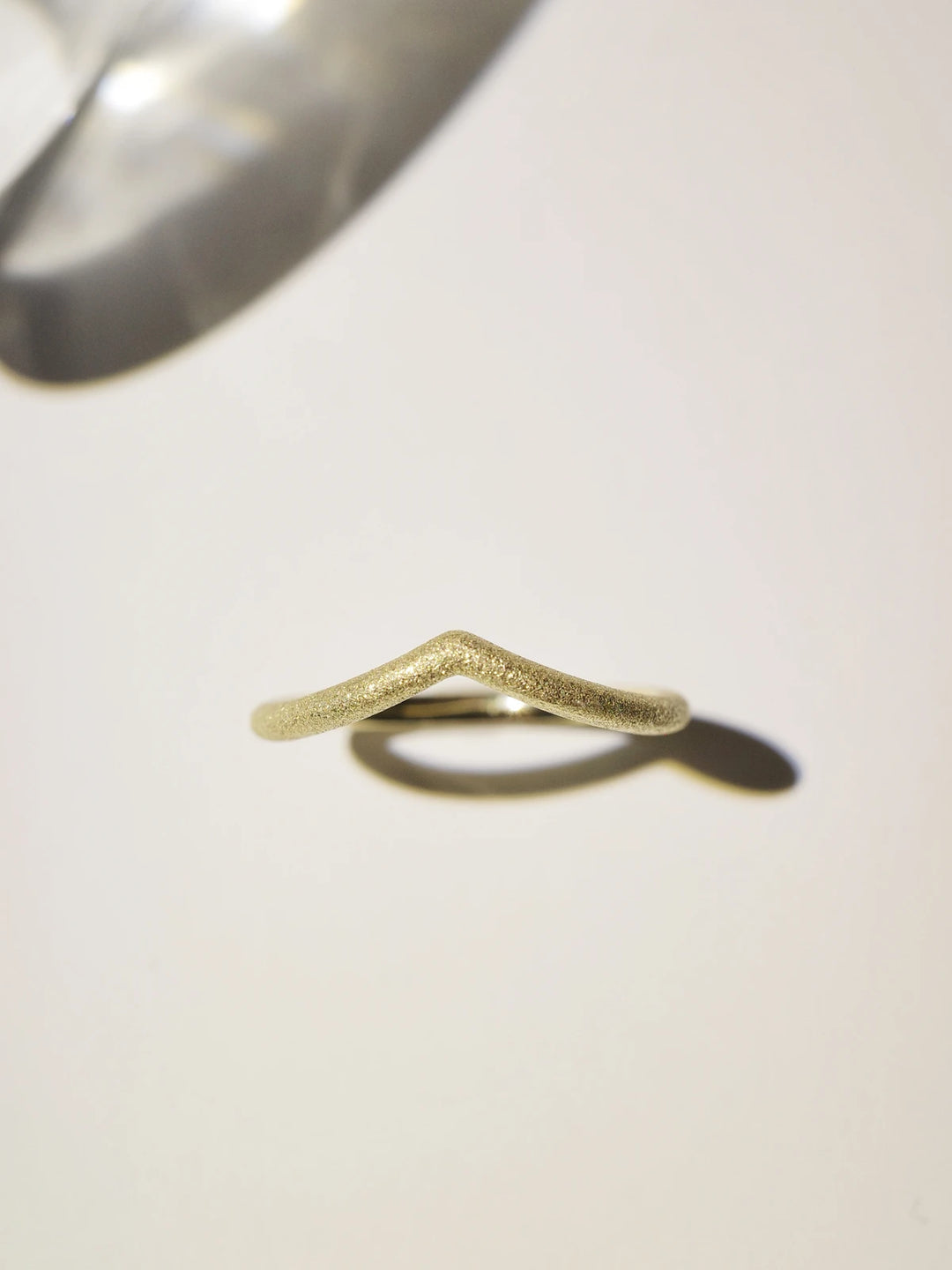 Golden Radiance Curved Ring