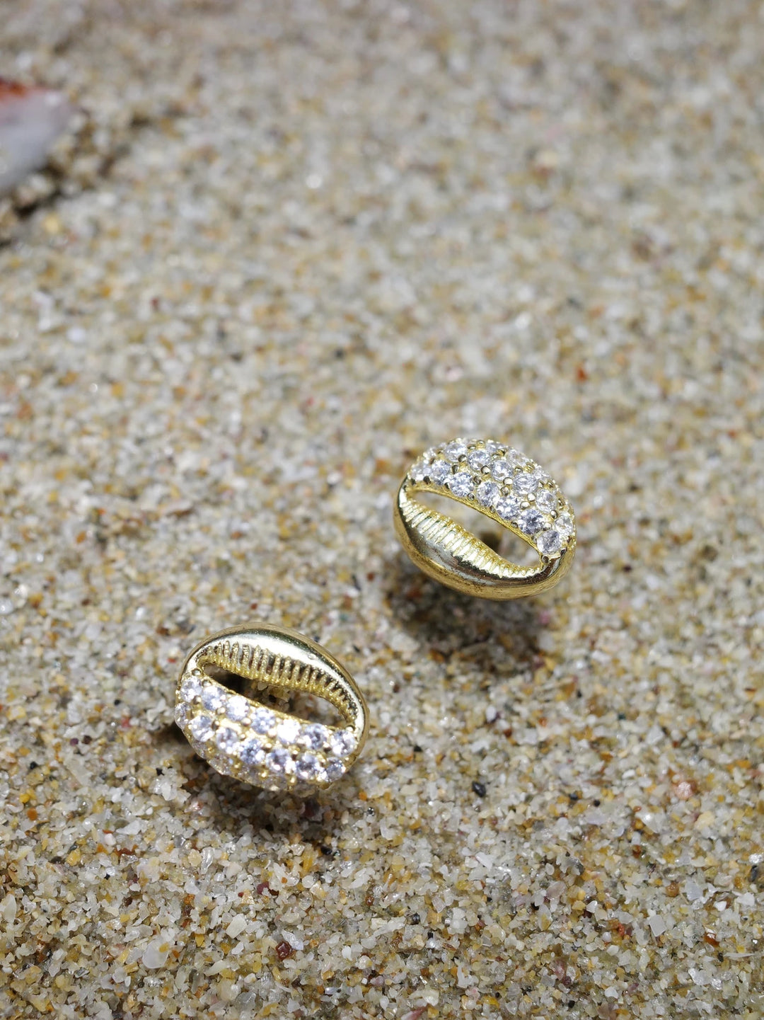 Eternal Tides – Radiant Conch studs