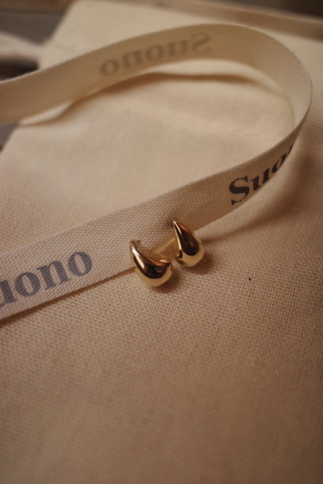Gold Rain Drop Studs - Mini