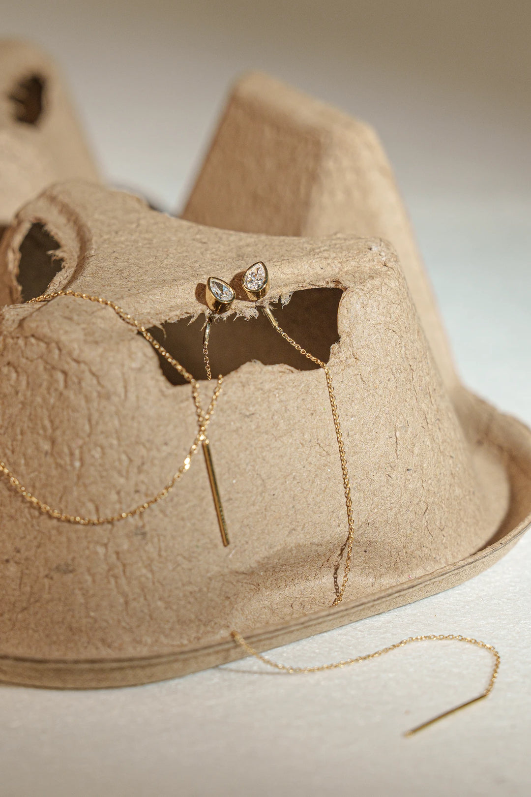 The Classics Shimmering Line Threader Earring