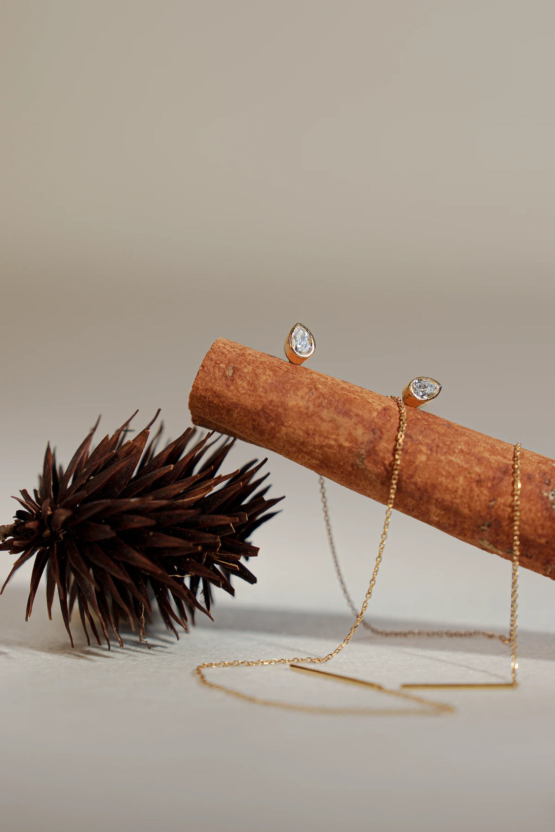 The Classics Shimmering Line Threader Earring